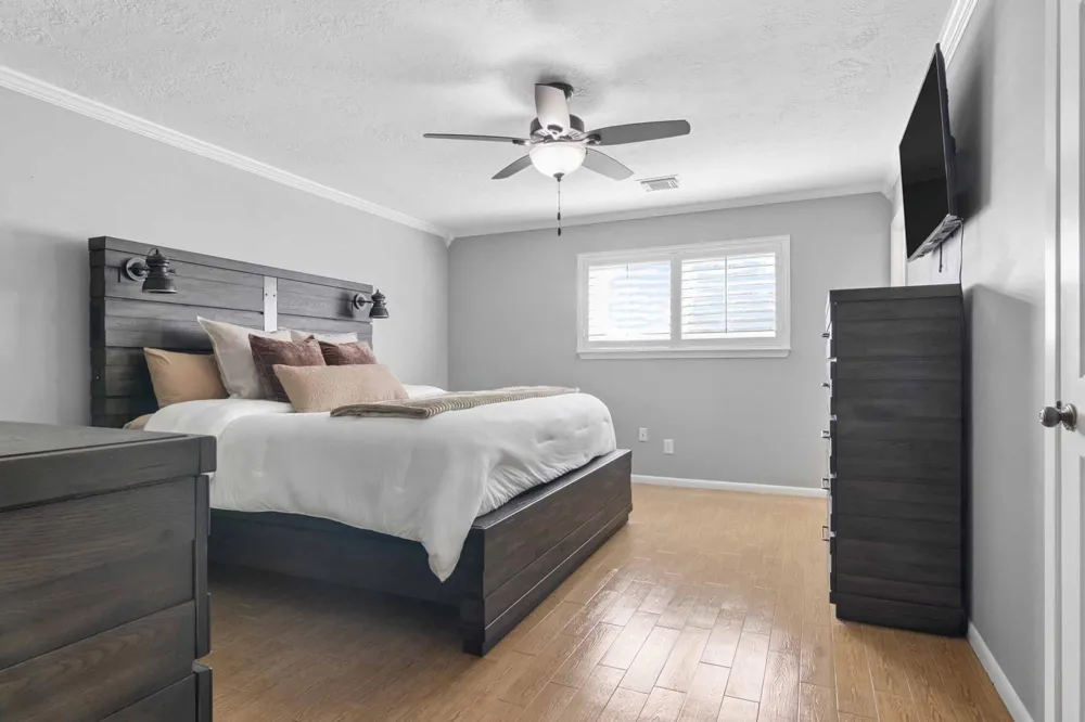 2418 Lufkin Lane Deer Park, TX 77536