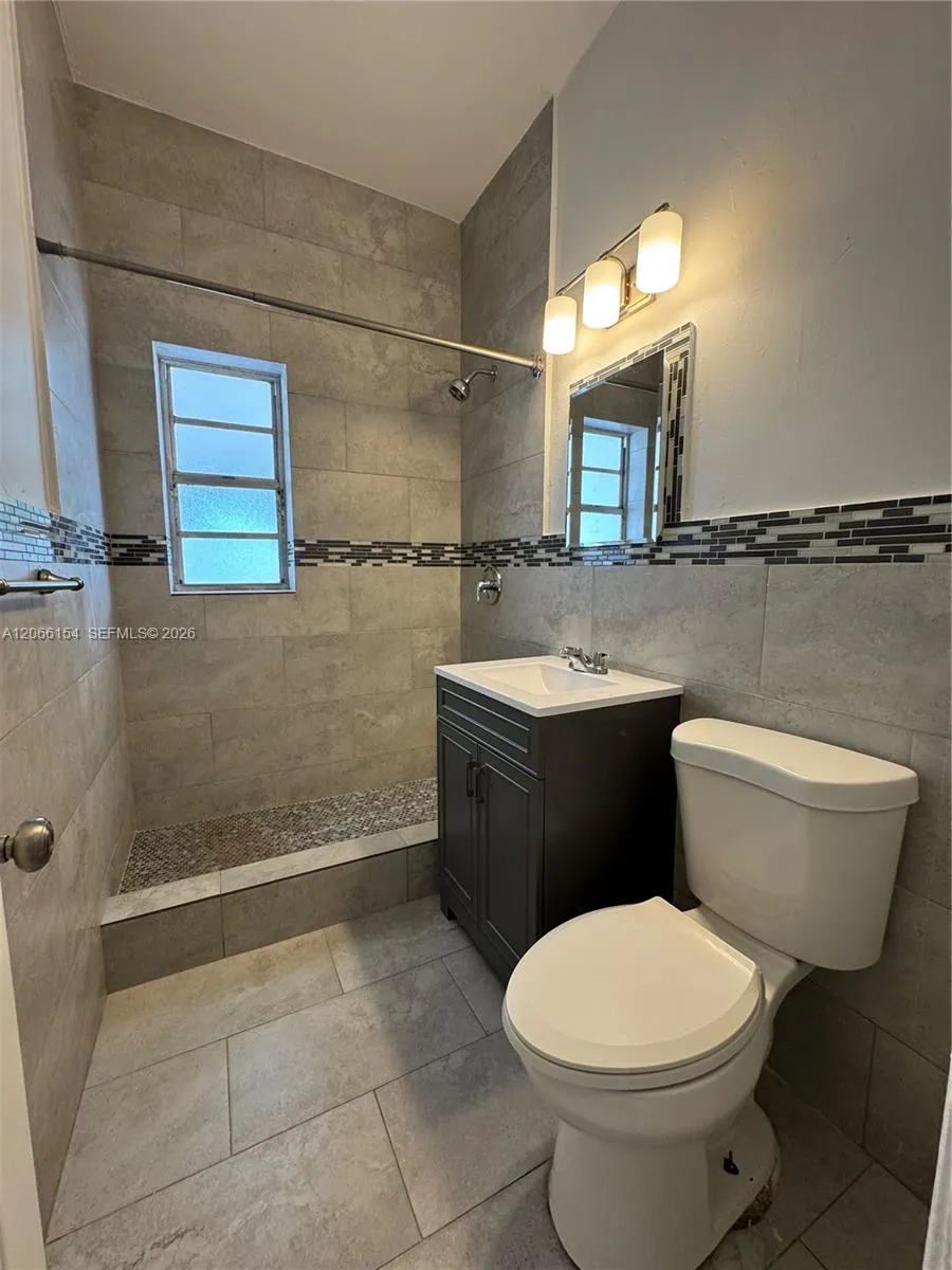 568 E 49th St #568 Hialeah, FL 33013
