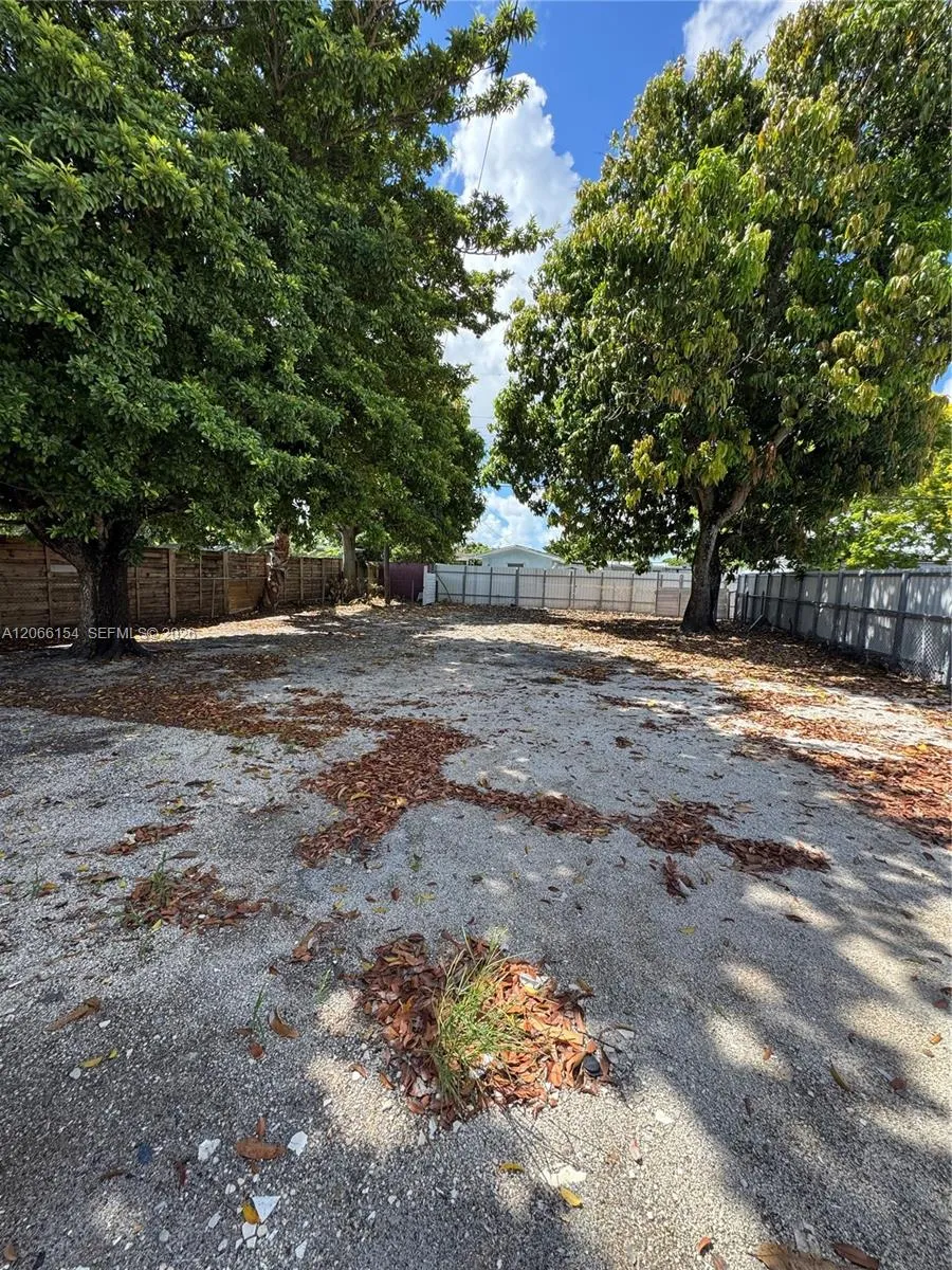 568 E 49th St #568 Hialeah, FL 33013