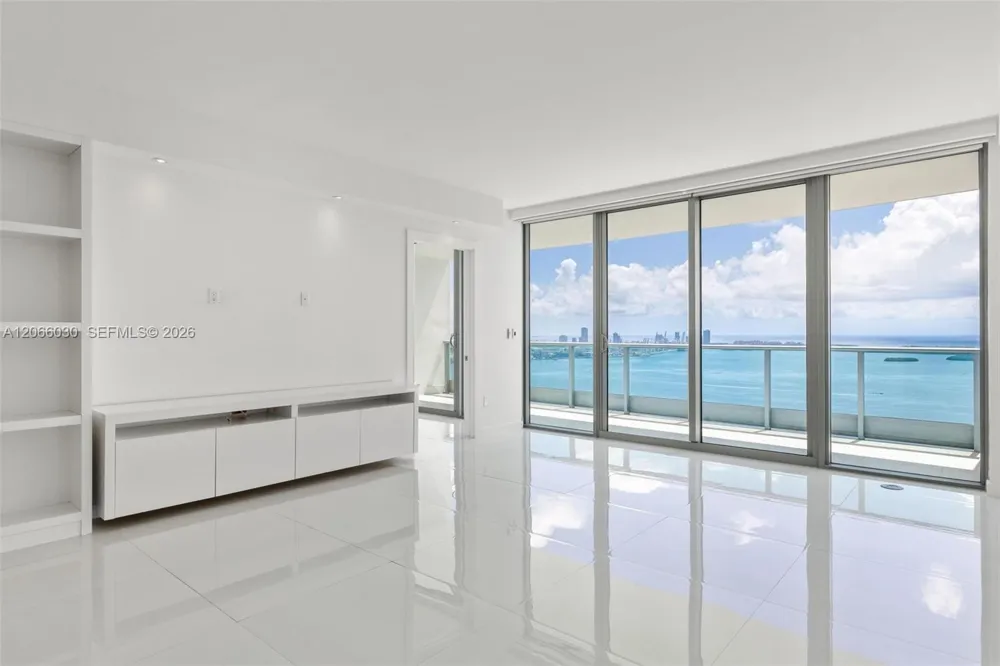 1331 Brickell Bay Dr #4107 Miami, FL 33131
