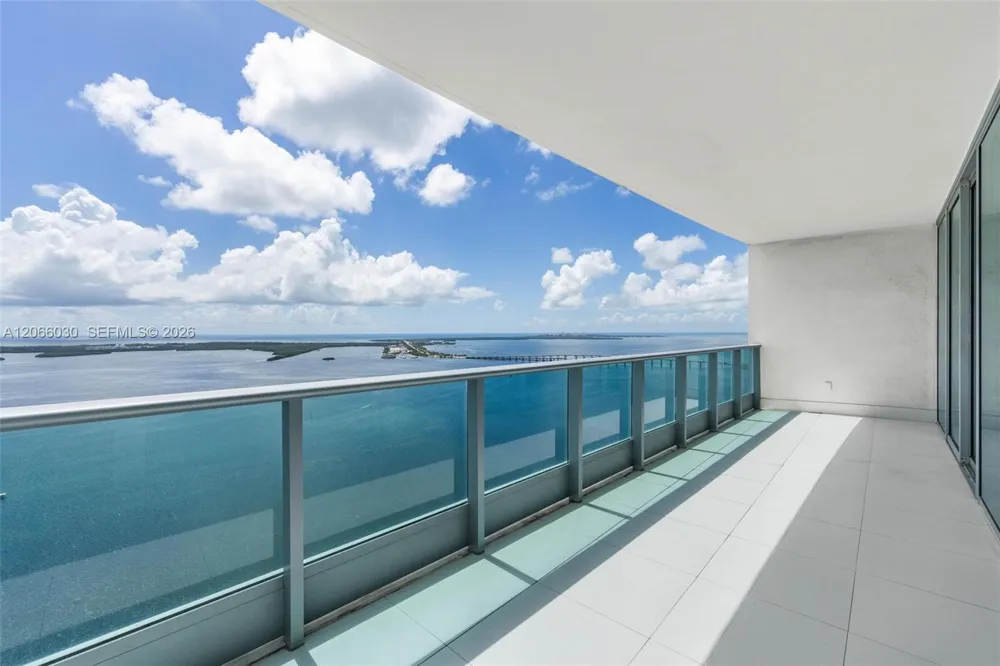1331 Brickell Bay Dr #4107 Miami, FL 33131