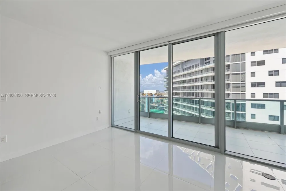 1331 Brickell Bay Dr #4107 Miami, FL 33131