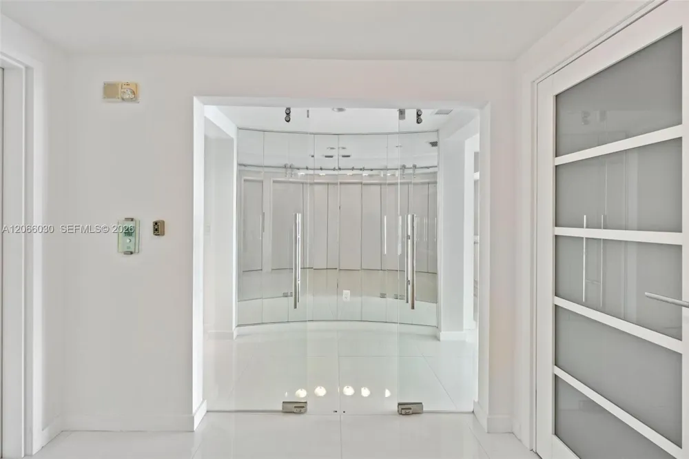 1331 Brickell Bay Dr #4107 Miami, FL 33131
