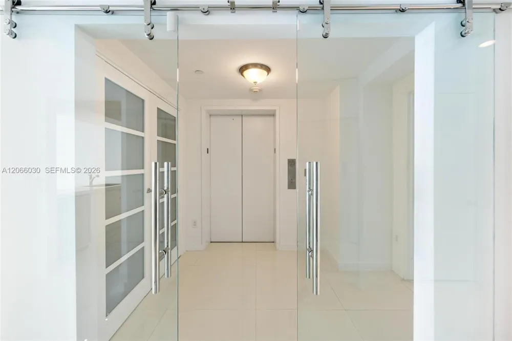 1331 Brickell Bay Dr #4107 Miami, FL 33131