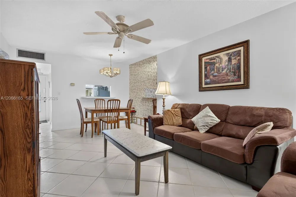 4299 NW 16th St #210 Lauderhill, FL 33313