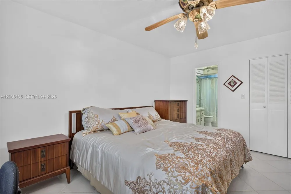4299 NW 16th St #210 Lauderhill, FL 33313