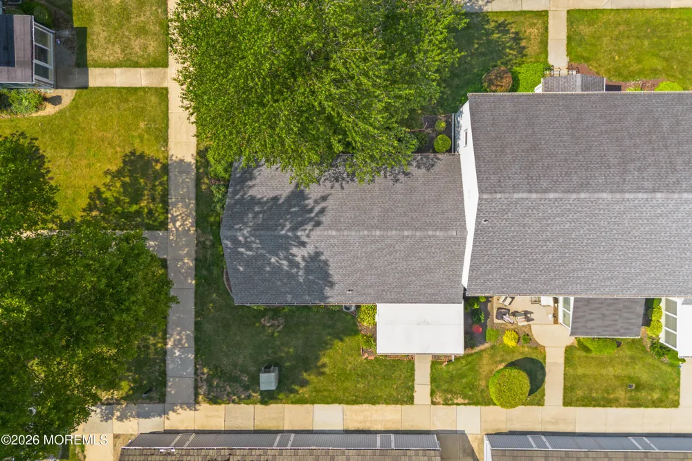 74 E Amherst Lane Monroe, NJ 08831