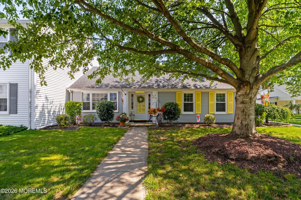 74 E Amherst Lane Monroe, NJ 08831