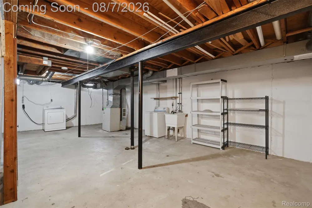 24752 Olde Orchard Street Novi City, MI 48375