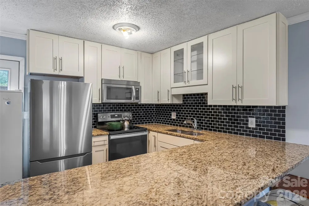 119 Colony Drive Arden, NC 28704