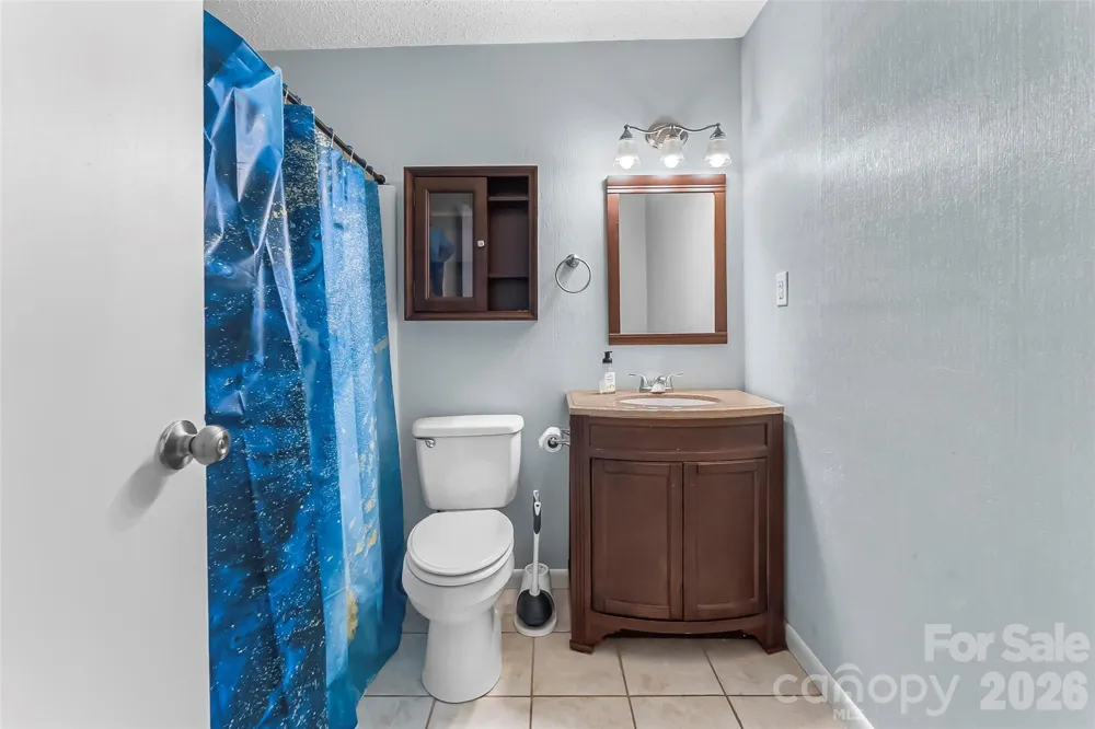 119 Colony Drive Arden, NC 28704