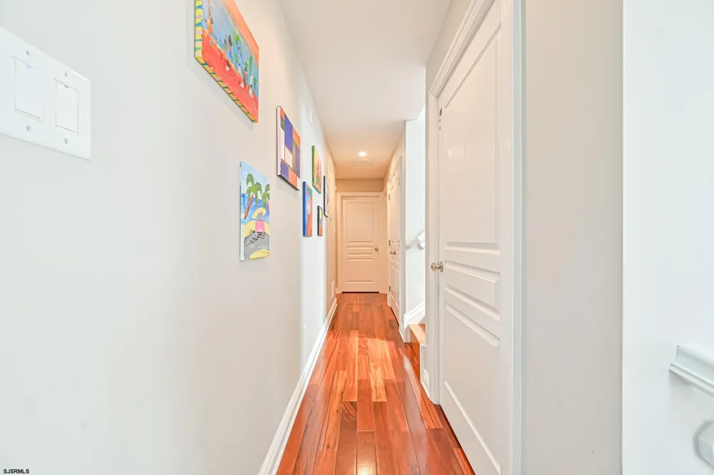 25 S 31st Ave Longport, NJ 08403