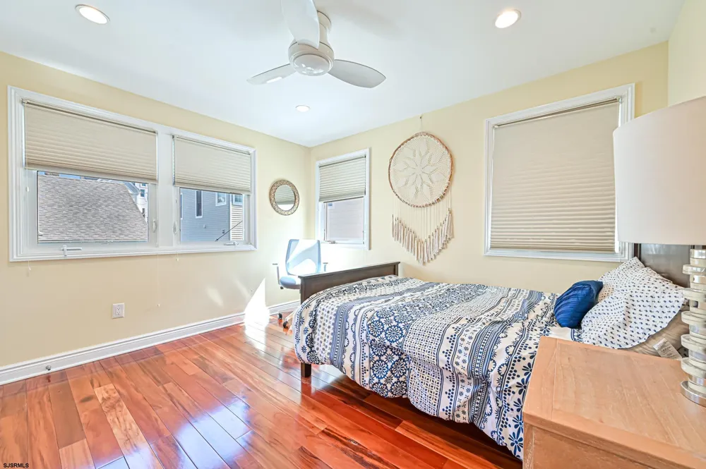 25 S 31st Ave Longport, NJ 08403