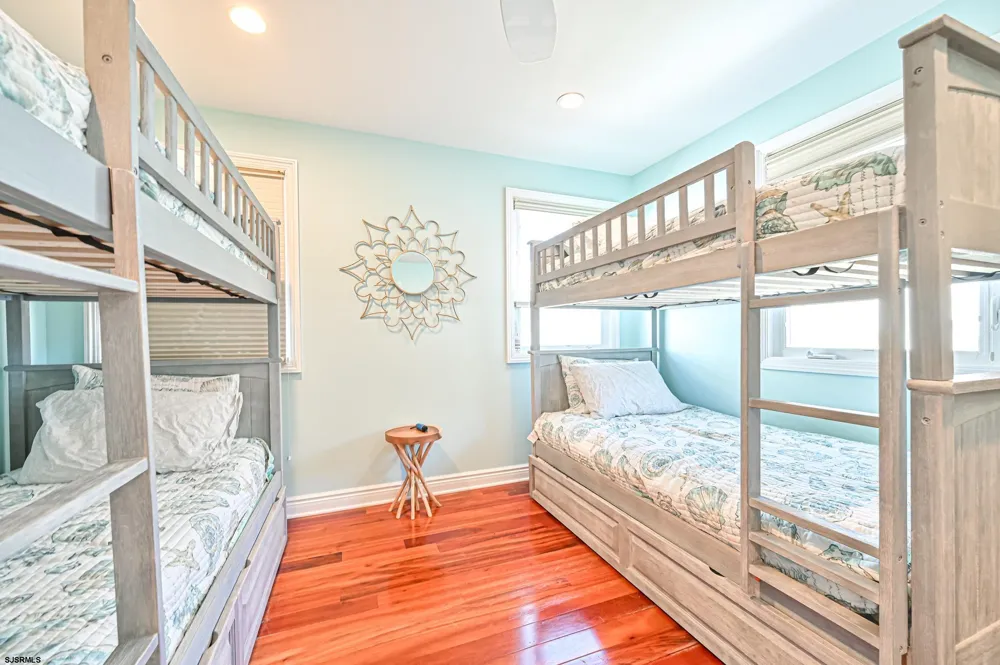 25 S 31st Ave Longport, NJ 08403