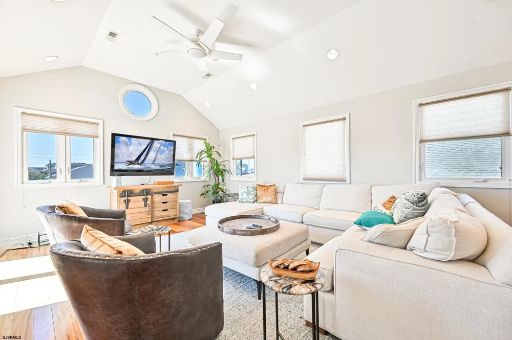 25 S 31st Ave Longport, NJ 08403