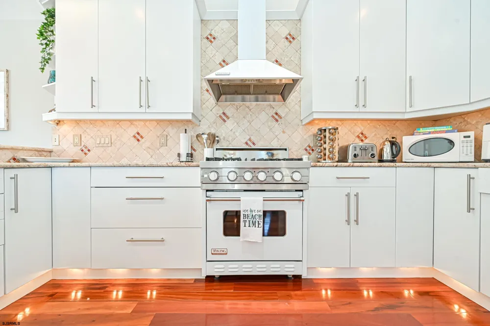 25 S 31st Ave Longport, NJ 08403