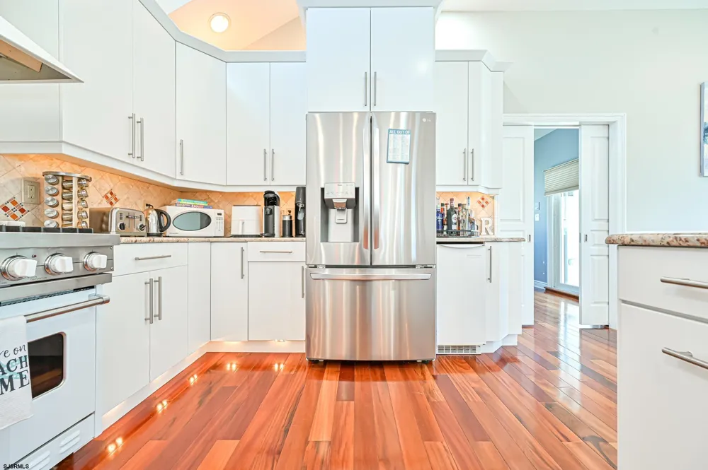 25 S 31st Ave Longport, NJ 08403