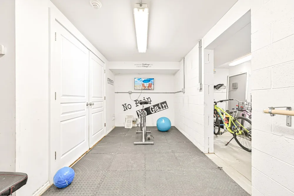 25 S 31st Ave Longport, NJ 08403