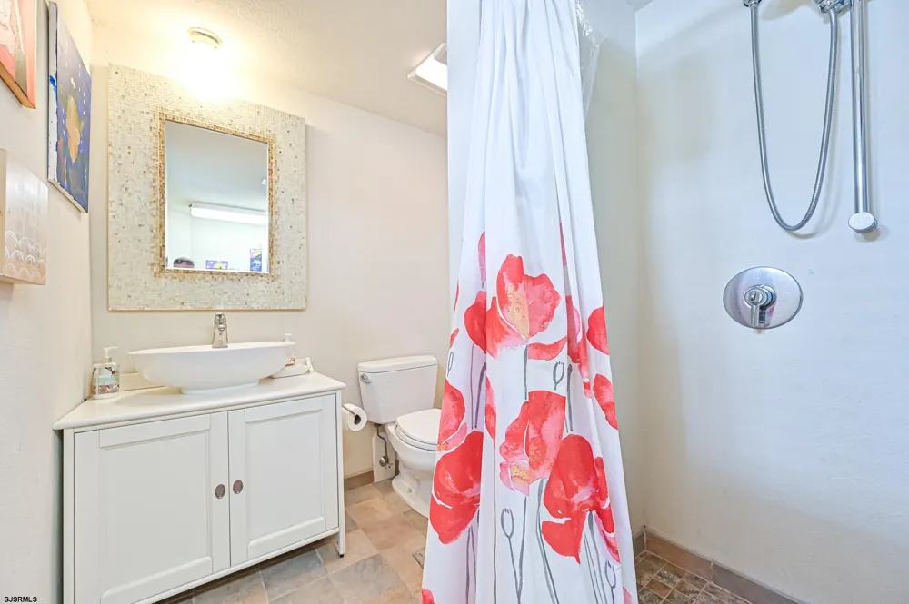 25 S 31st Ave Longport, NJ 08403