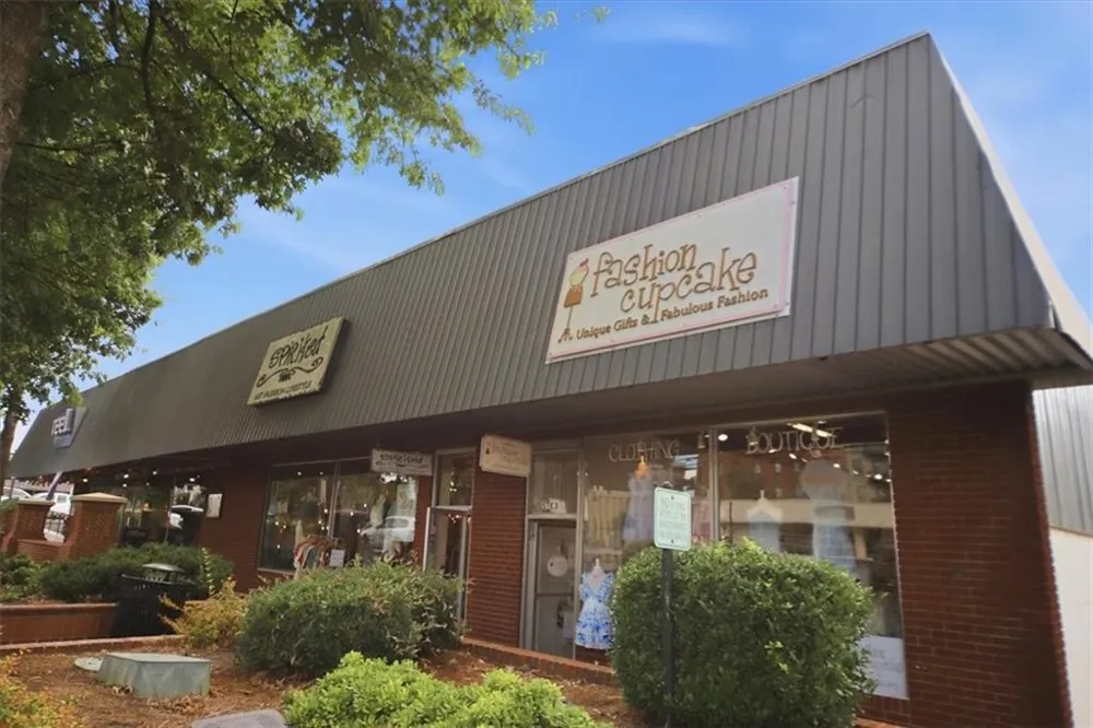 262 Dawson Drive Woodstock, GA 30188