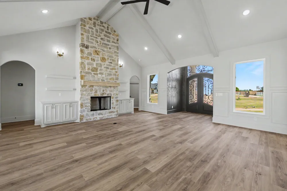 15703 County Road 436 Lindale, TX 75771