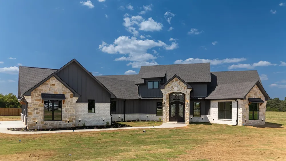 15703 County Road 436 Lindale, TX 75771