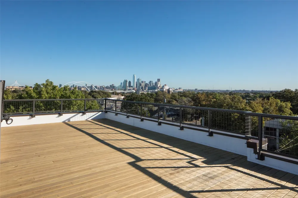 901 Zang Boulevard #101 Dallas, TX 75208