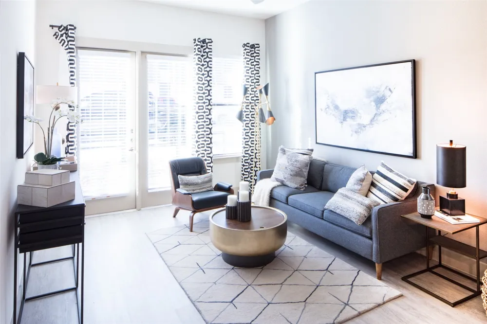 901 Zang Boulevard #101 Dallas, TX 75208
