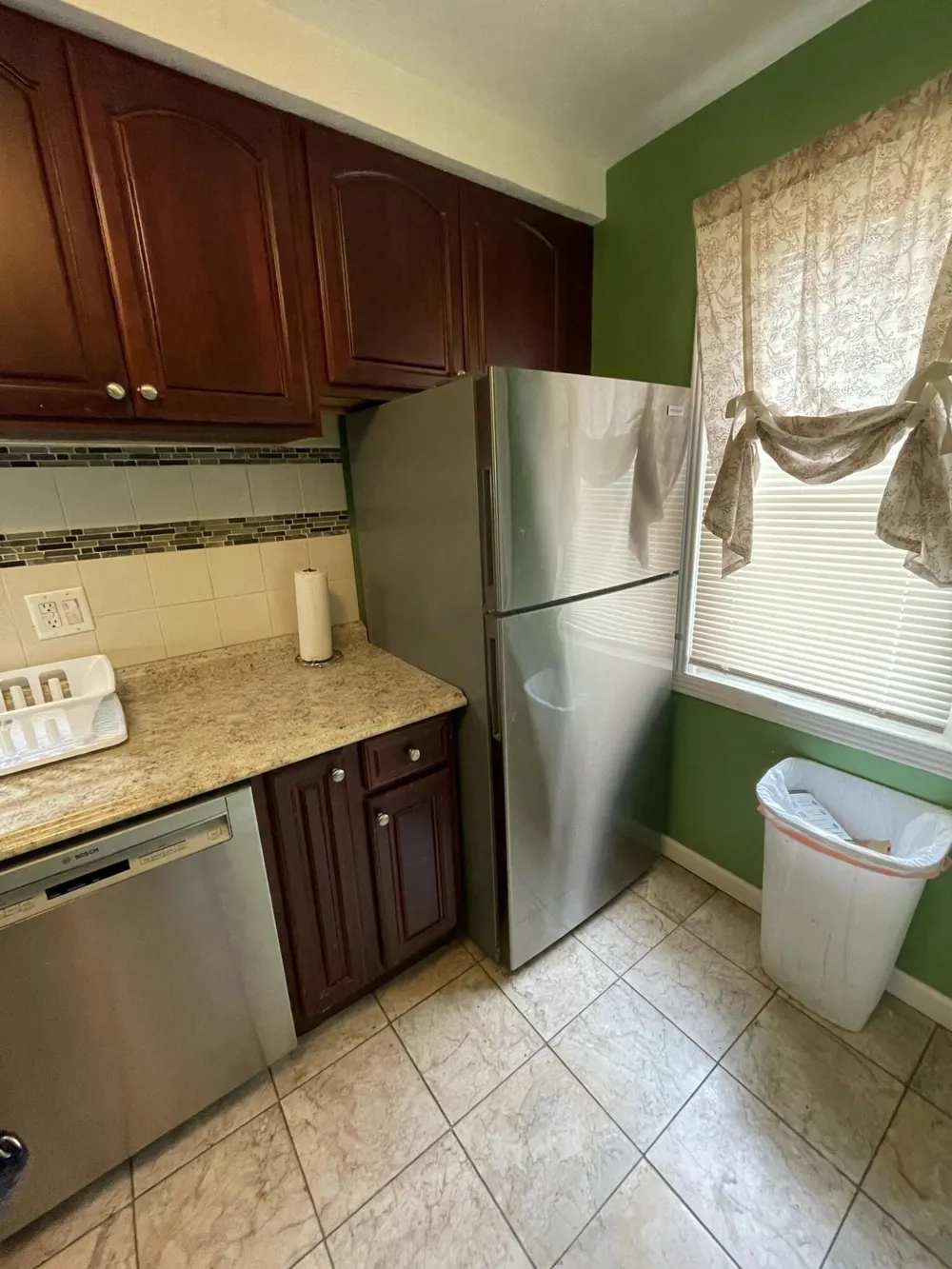 18475 Hartwell Street Detroit, MI 48235