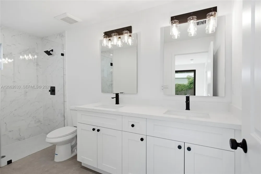 6421 SW 59th Ave South Miami, FL 33143