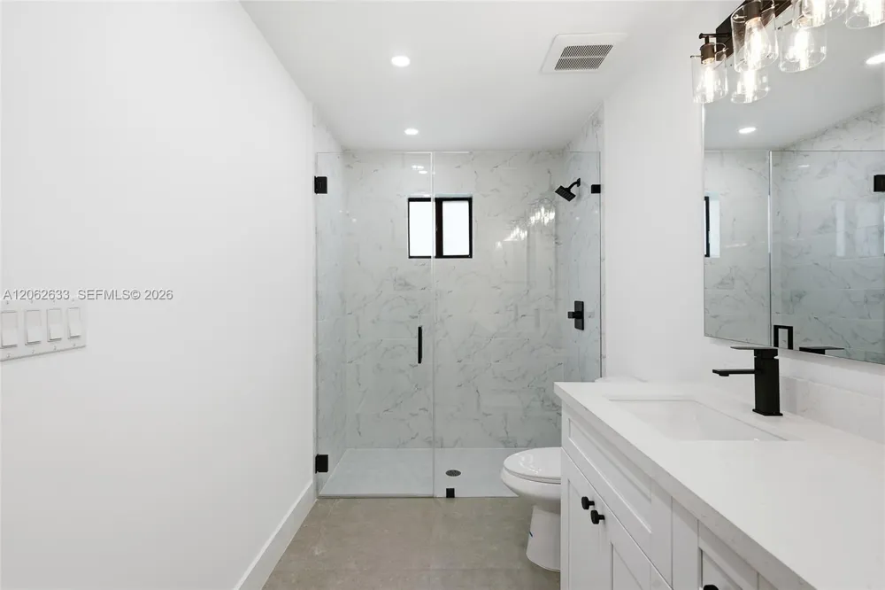 6421 SW 59th Ave South Miami, FL 33143
