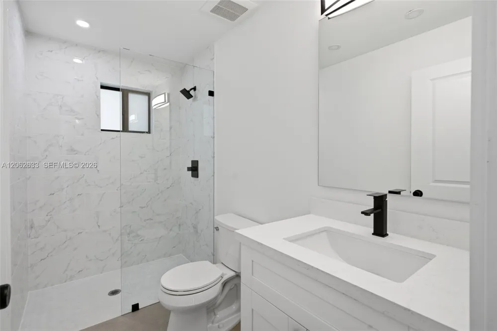 6421 SW 59th Ave South Miami, FL 33143