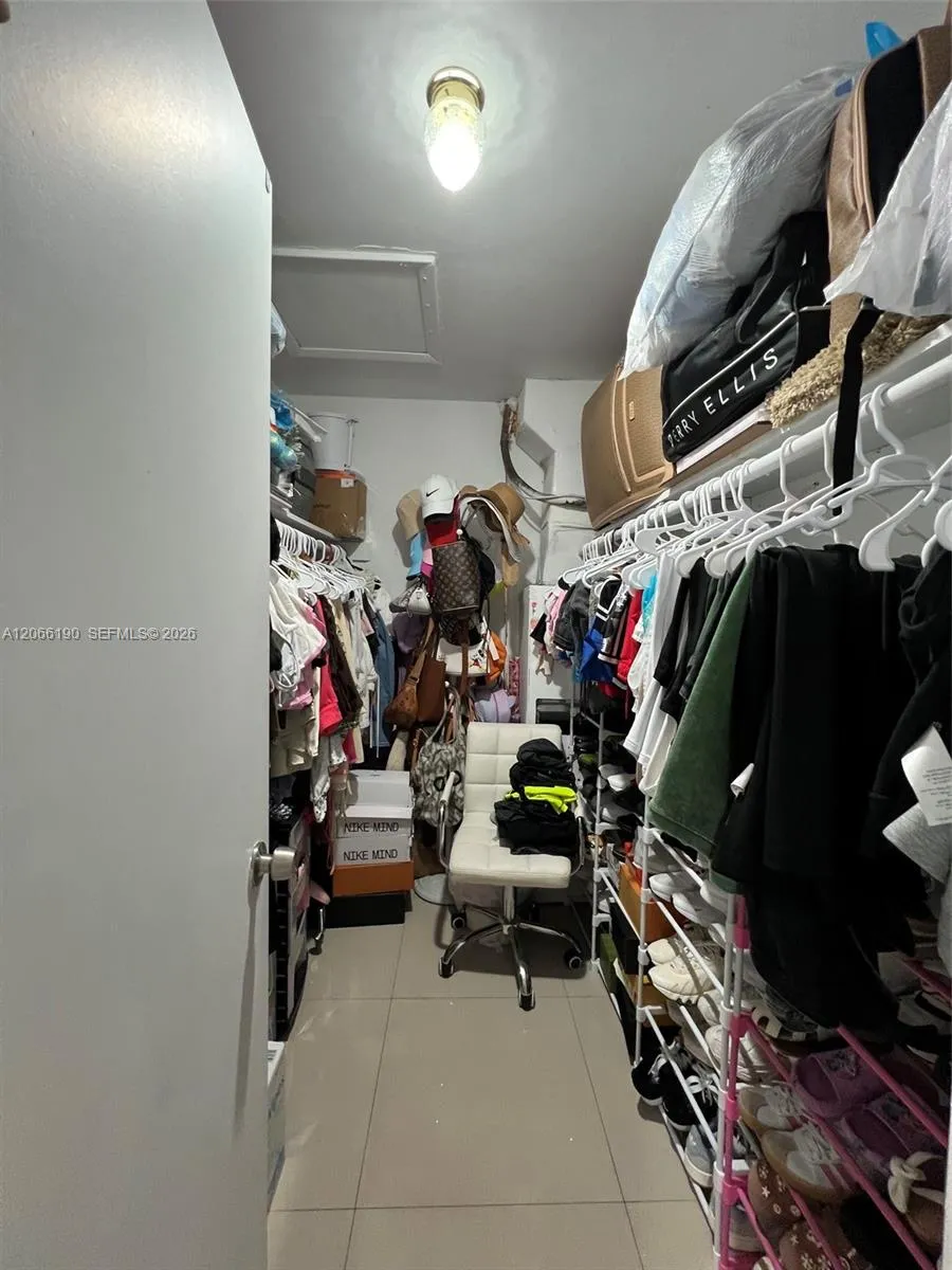 467 E 13th St #467B Hialeah, FL 33010