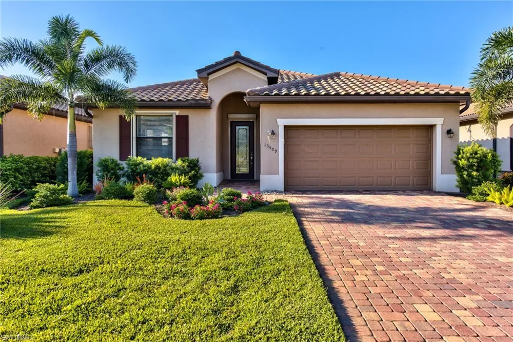13509 San Georgio Drive Estero, FL 33928