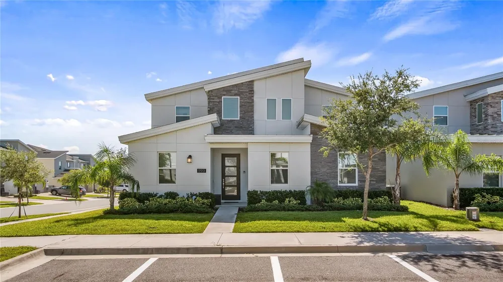 1193 CHALLENGE DRIVE Davenport, FL 33896