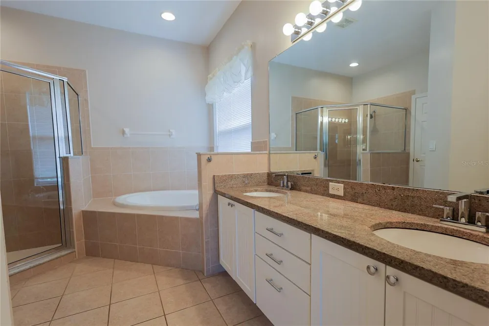 18014 JAVA ISLE DRIVE Tampa, FL 33647