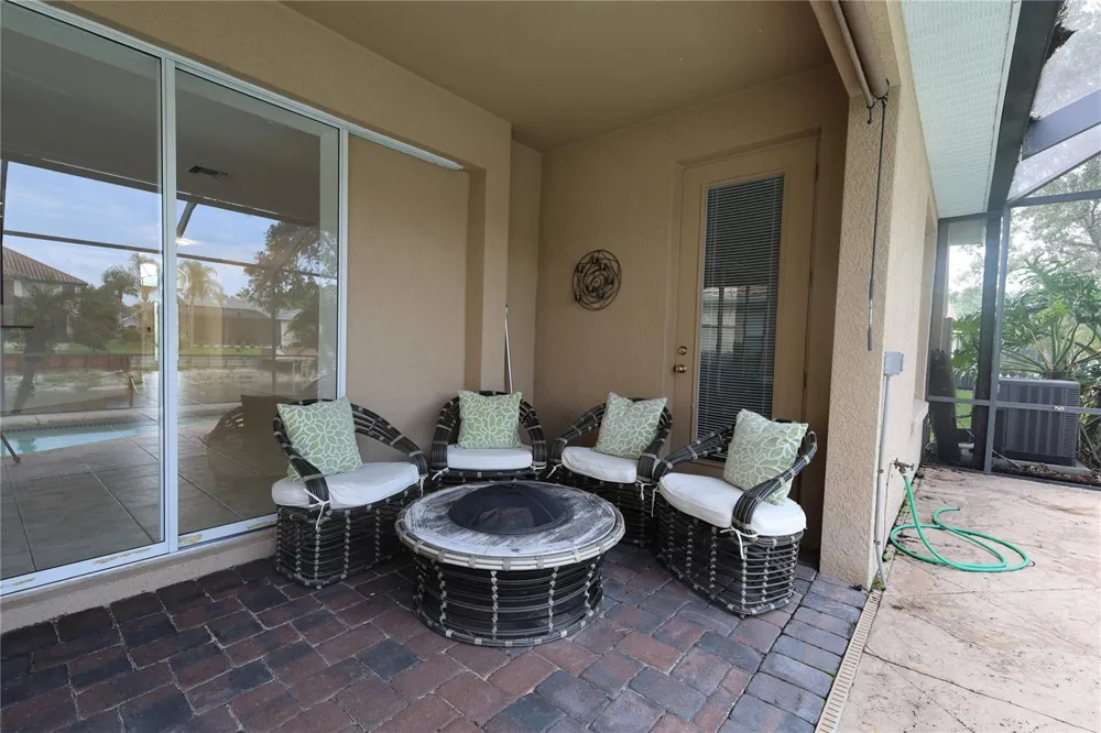 18014 JAVA ISLE DRIVE Tampa, FL 33647