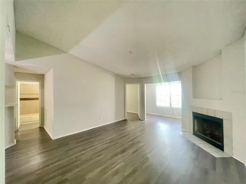 199 AFTON SQUARE #308 Altamonte Springs, FL 32714