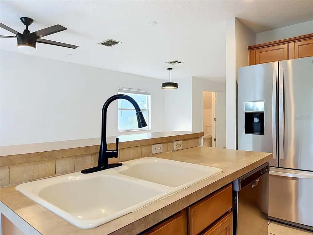 12705 LEXINGTON SUMMIT STREET Orlando, FL 32828