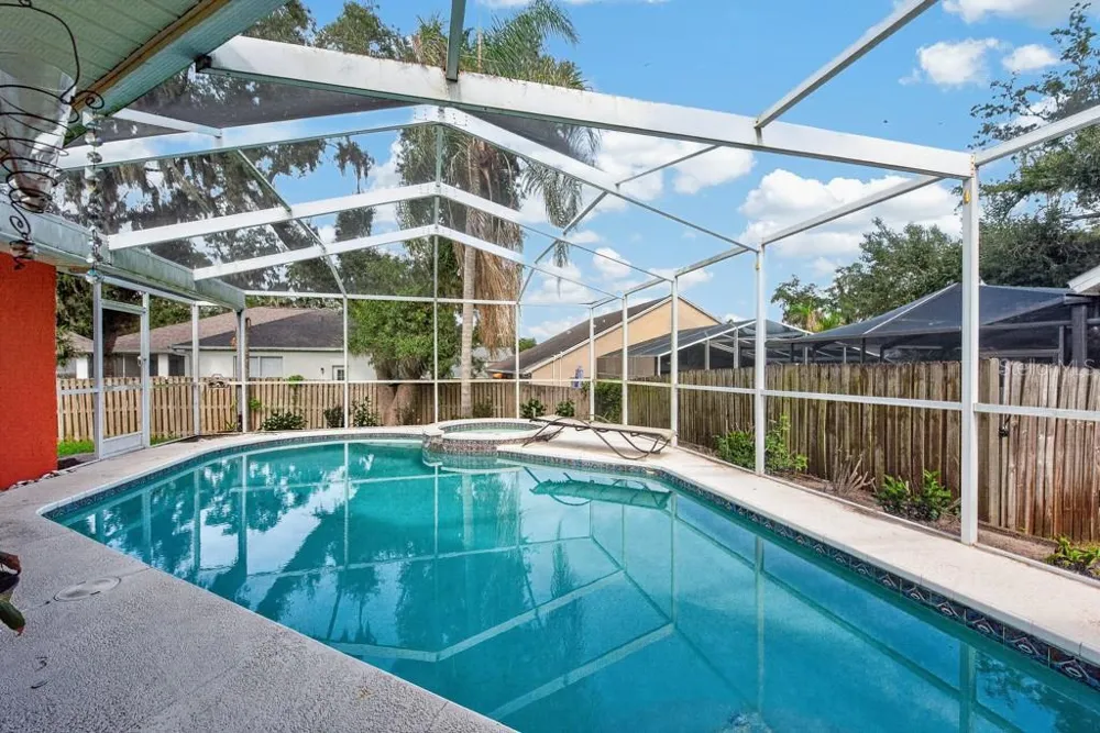 4609 OAK RIVER CIRCLE Valrico, FL 33596