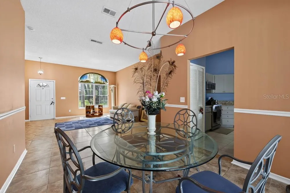 4609 OAK RIVER CIRCLE Valrico, FL 33596