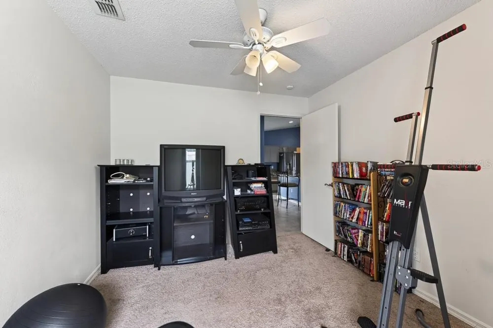 4609 OAK RIVER CIRCLE Valrico, FL 33596