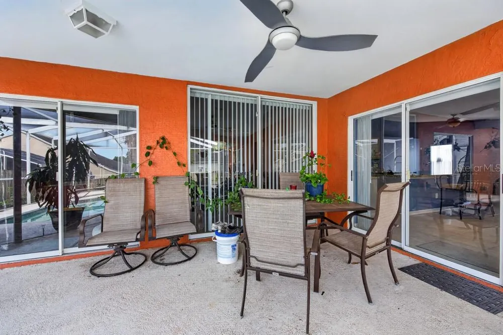 4609 OAK RIVER CIRCLE Valrico, FL 33596