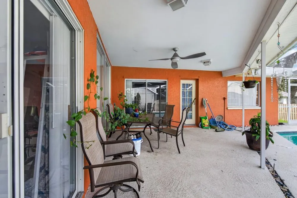 4609 OAK RIVER CIRCLE Valrico, FL 33596