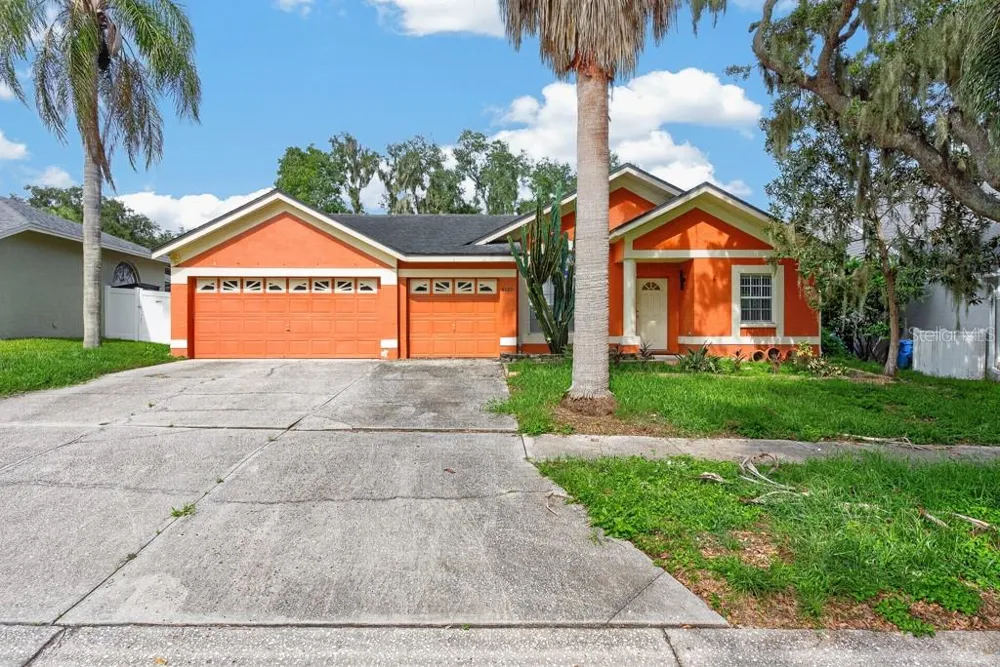 4609 OAK RIVER CIRCLE Valrico, FL 33596