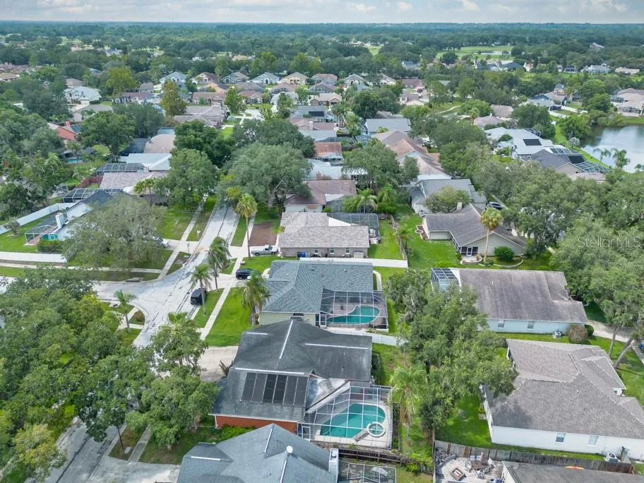 4609 OAK RIVER CIRCLE Valrico, FL 33596