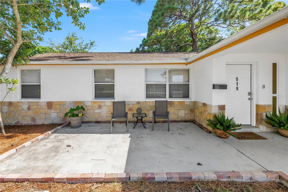 518 62ND AVENUE NE St Petersburg, FL 33702