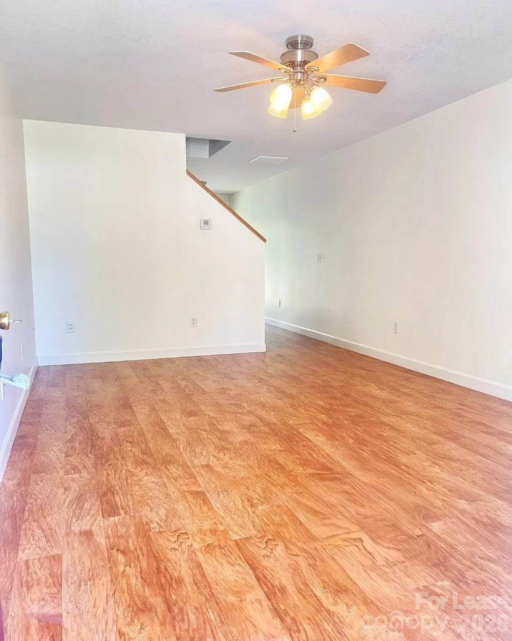 25 Meredith Drive Hendersonville, NC 28792