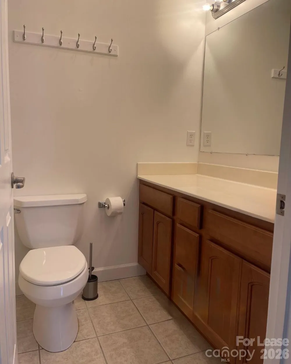 25 Meredith Drive Hendersonville, NC 28792