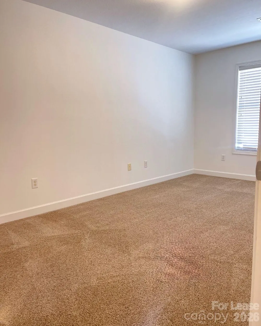 25 Meredith Drive Hendersonville, NC 28792